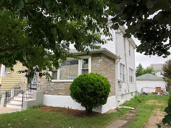 2nd image of 11915 190th St