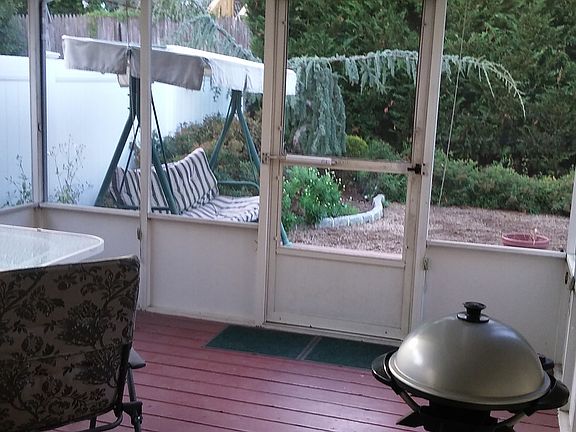 2nd image of 11 Juniper Pl