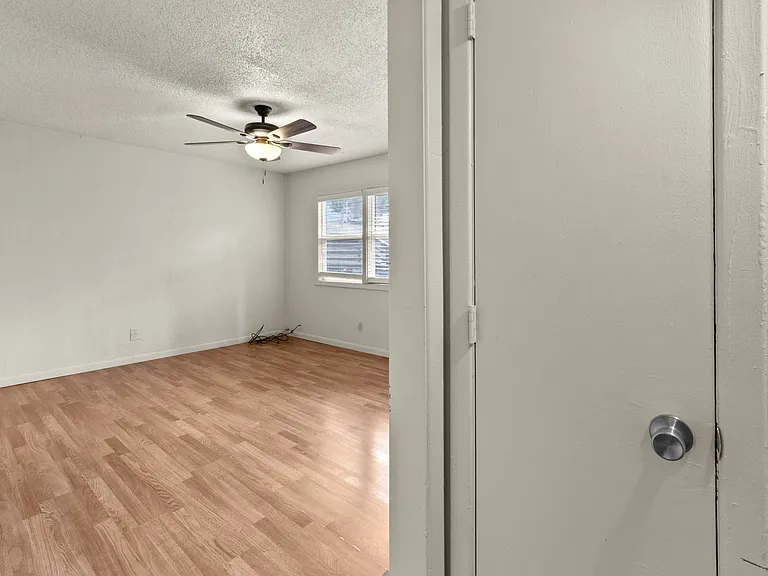 100 Apache Hills Dr #B — Photo 23