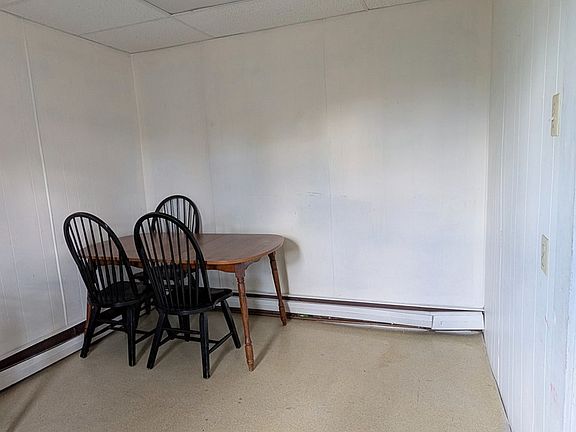 5th image of 18 1/2 Pearl St