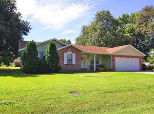 600 W Benton St, Advance, MO 63730