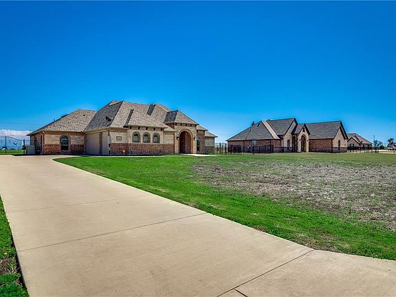 2nd image of 11022 Whispering Ln