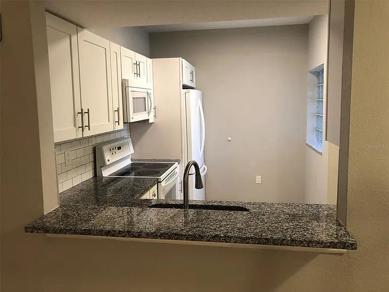 6021 Portsdale Pl #101 — Photo 1