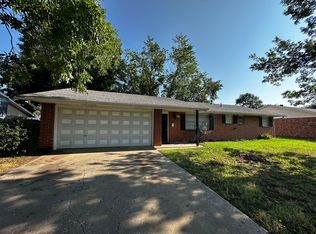 2006 Westwood Ave, Springdale, AR 72762