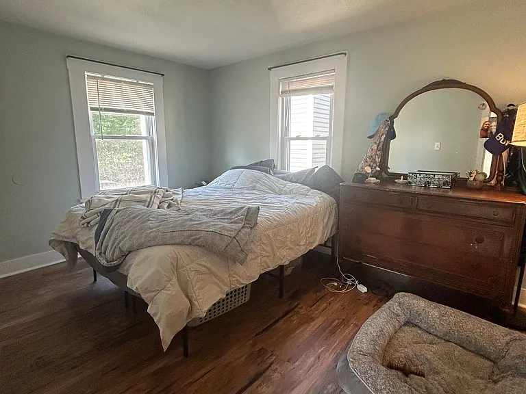 228 W Maple Ave E — Photo 11