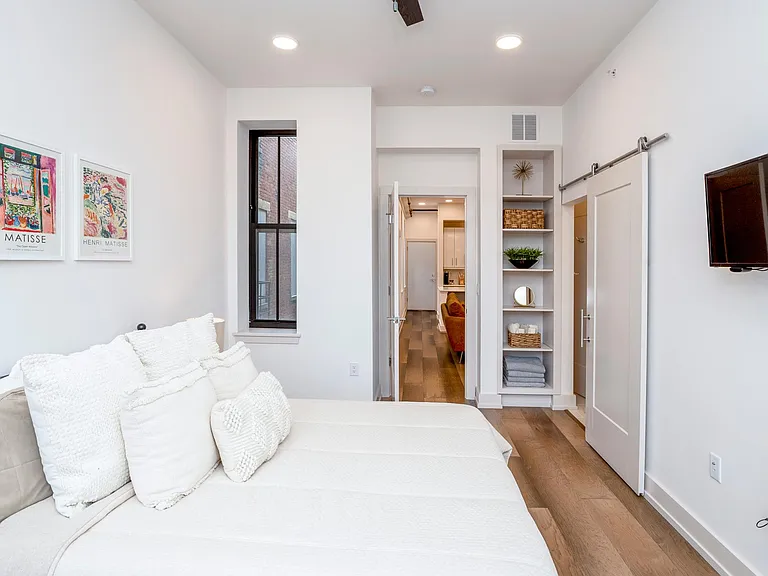 1508 Race St #3R — Photo 18