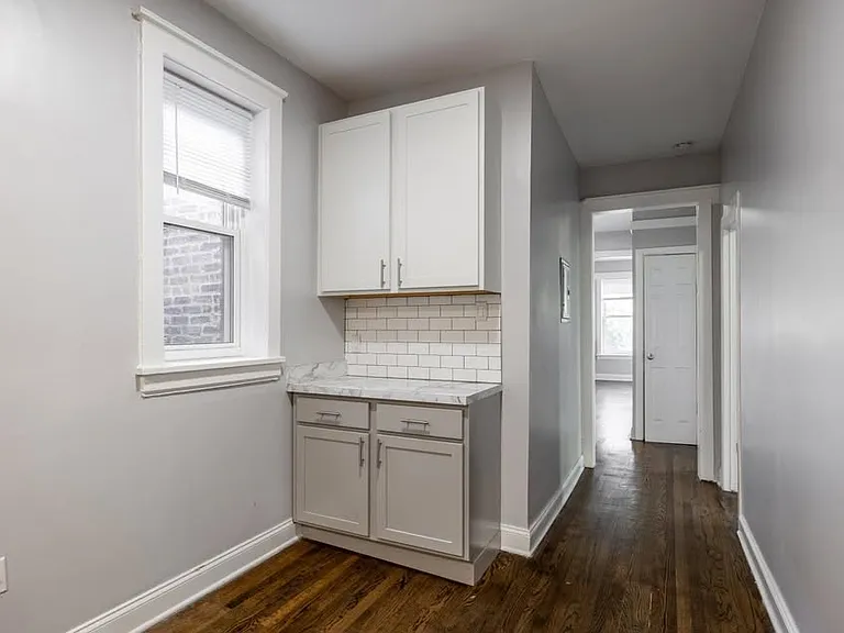 6255 N Lakewood Ave #1 — Photo 10