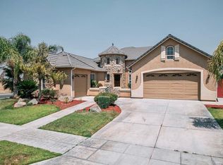 1115 Riordan Ave, Clovis, CA 93619