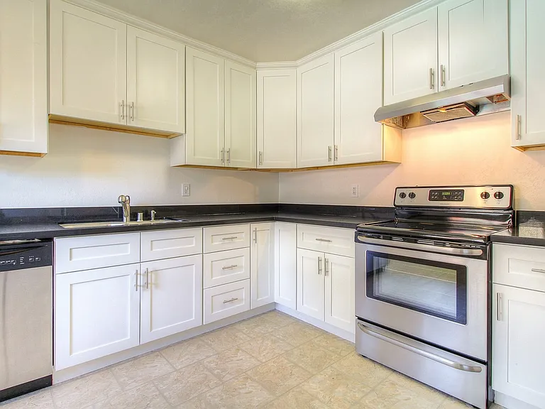 6233 Montecito Blvd #24 — Photo 2