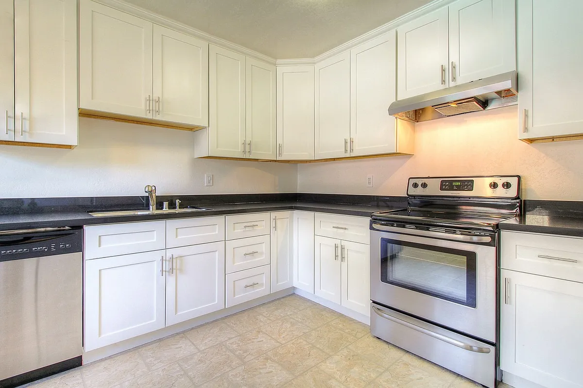 Building Photo - 6233 Montecito Blvd #24