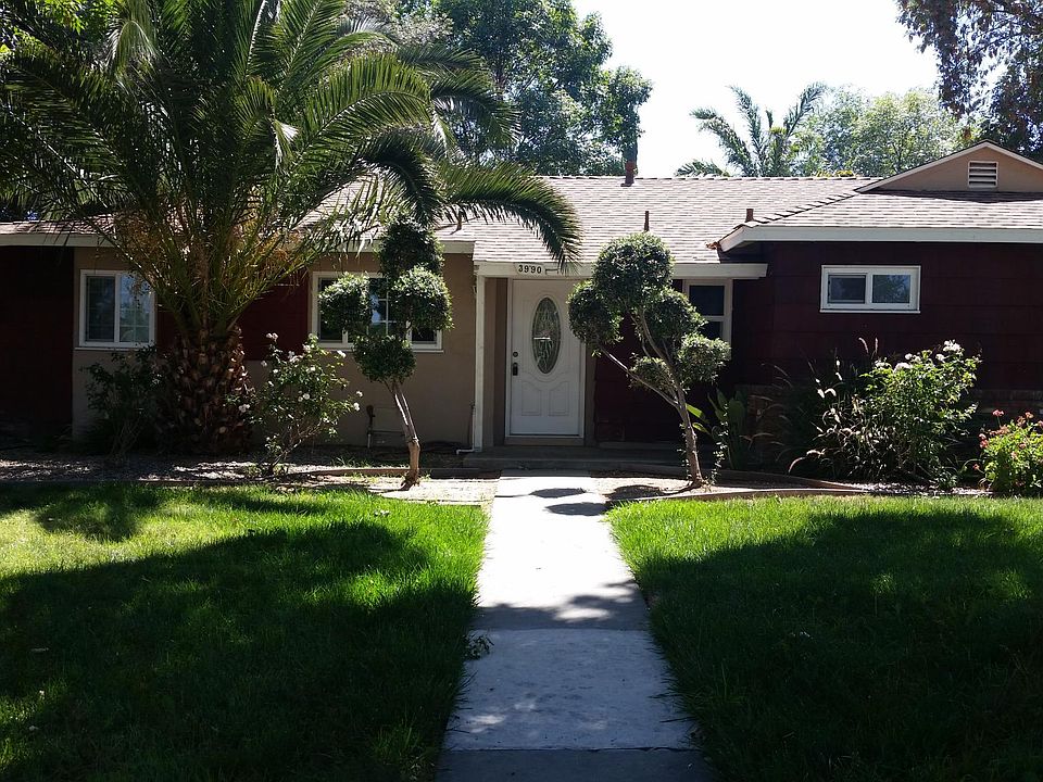 3990 Canterbury Road, Riverside