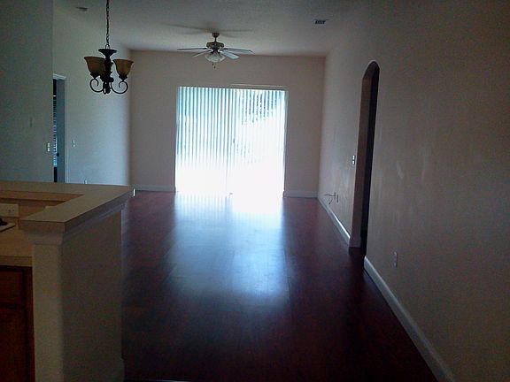 Living/Dining Area