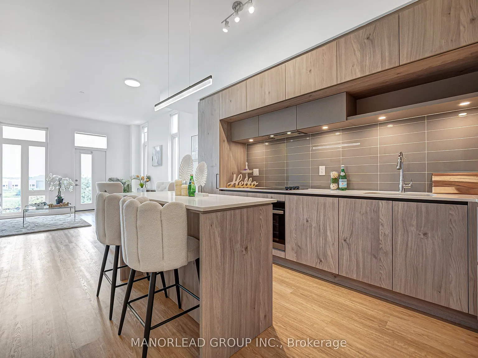2 bed, $2,700 — Photo 3