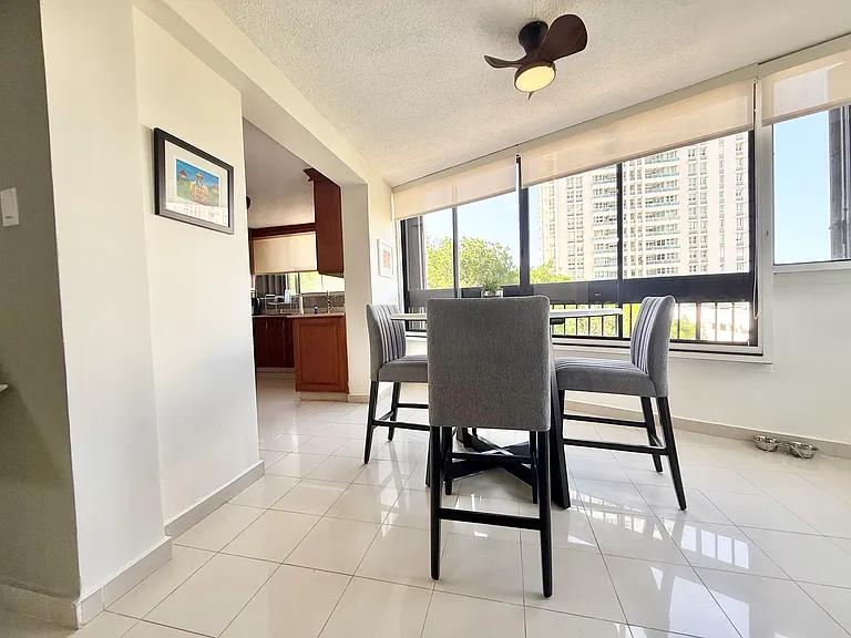 690 Teniente Cesar Luis Gonzalez Ave — Photo 14