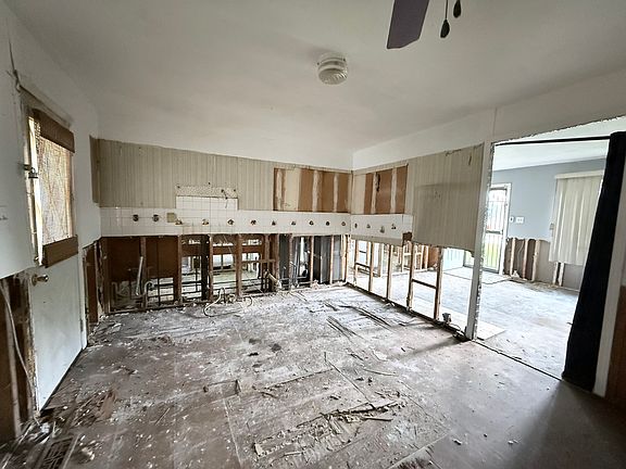 5th image of 543 Glen Ave
