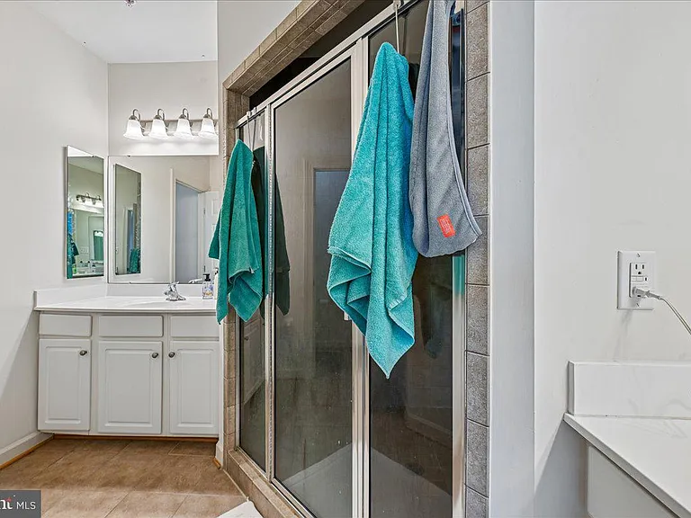 5722 Callcott Way #B — Photo 17