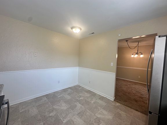 3rd image of 3833 Forrester Ln