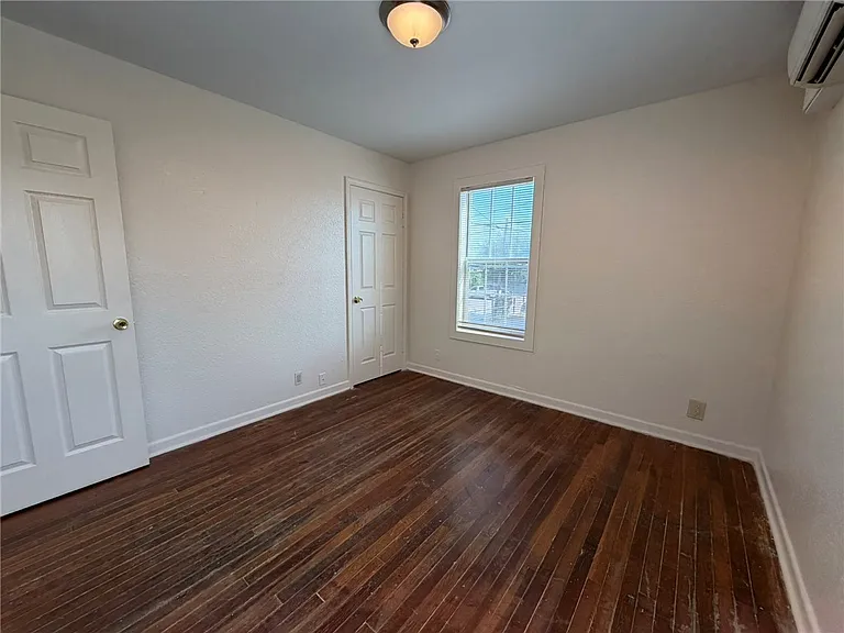 113 Blevins St — Photo 13