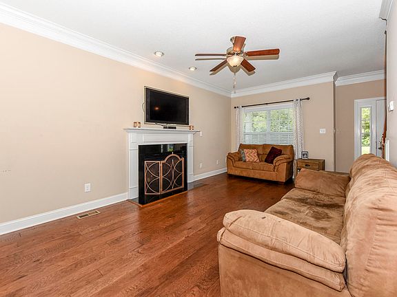 5th image of 4810 Horsestall Dr