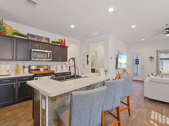 5th image of 14793 Hazel Branch Dr