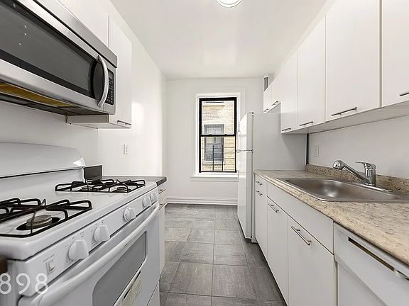 4th image of 3725 81st St APT 1F