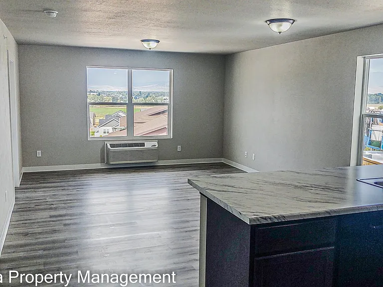 Jenny Place Apartments — Photo 6