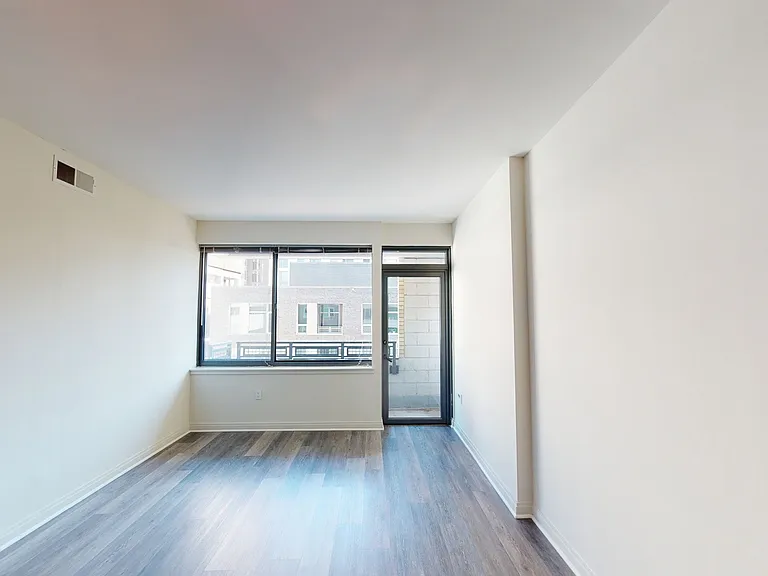 Eleven55 Ripley — Photo 56