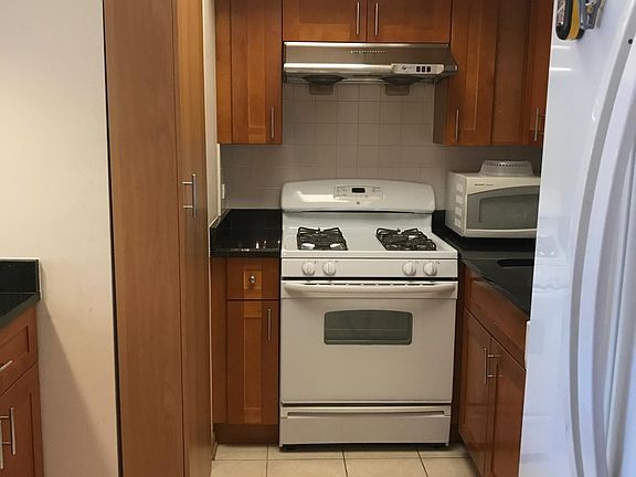 Stove & Hood