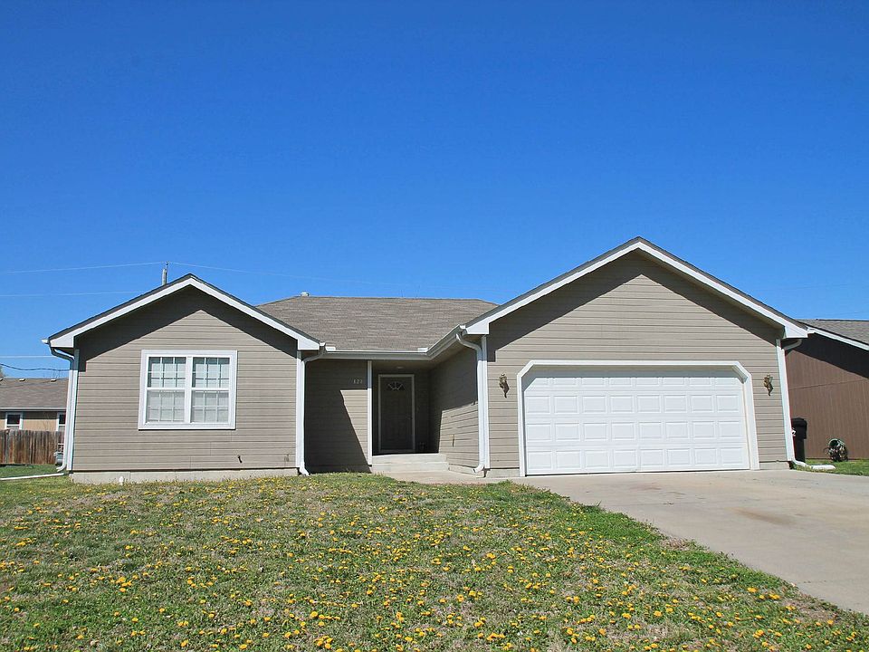 328 NE Oak Lane