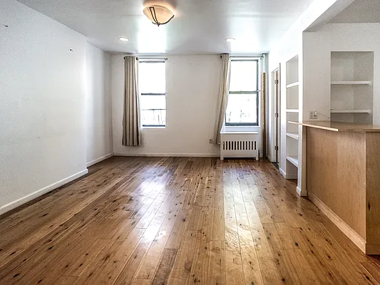 Rented by Brown Harris Stevens | media 12