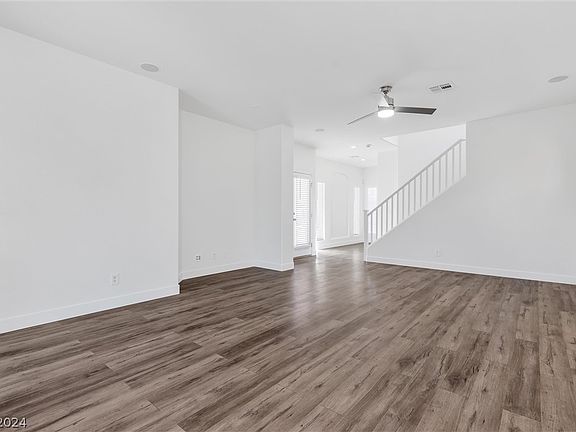 5th image of 5667 Jelsma Ave