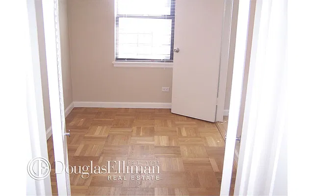 Rented by Douglas Elliman | media 6