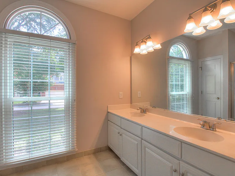 6615 Fairhope Ct — Photo 15