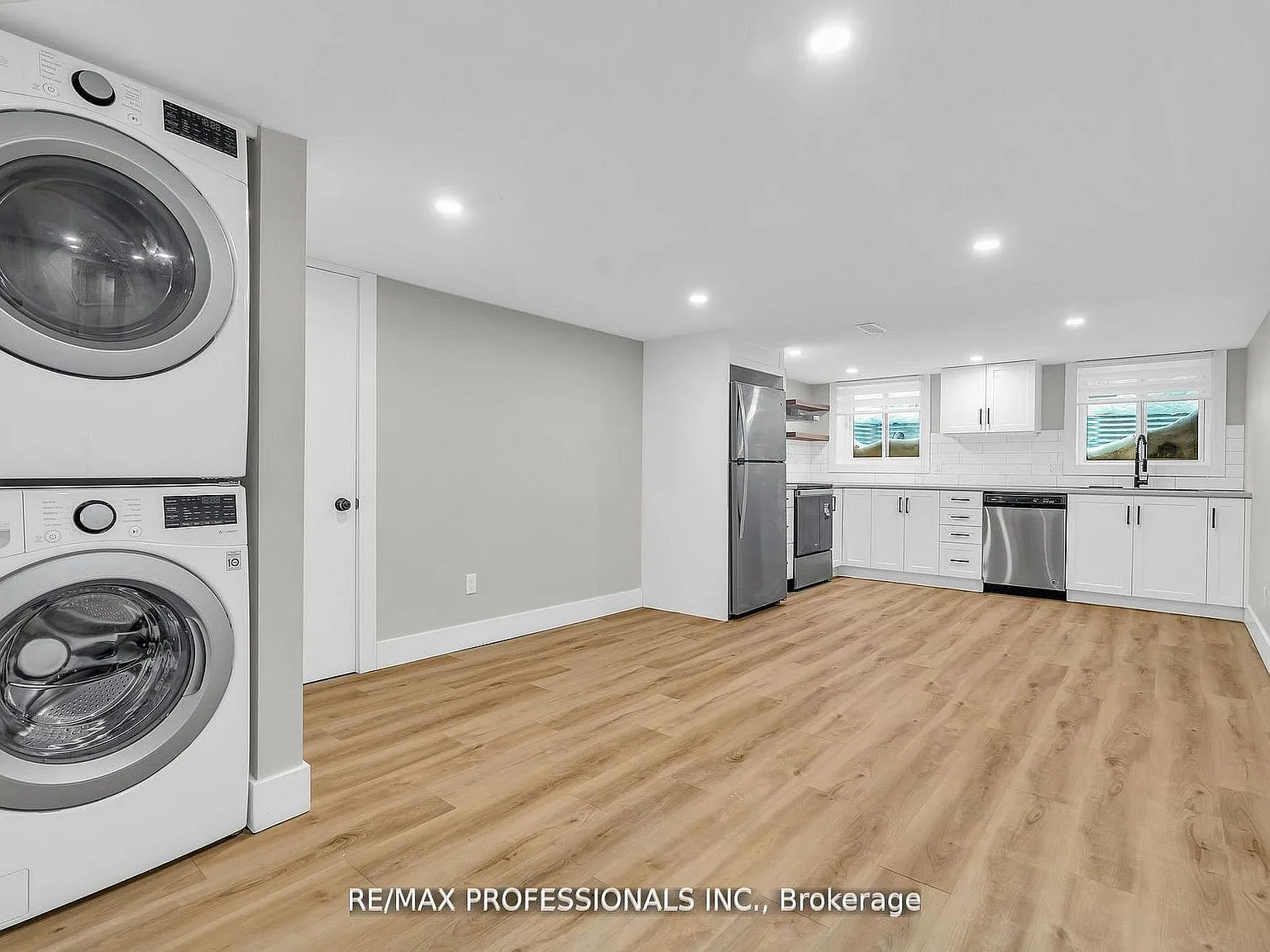 3 bed, $1,900 — Photo 4