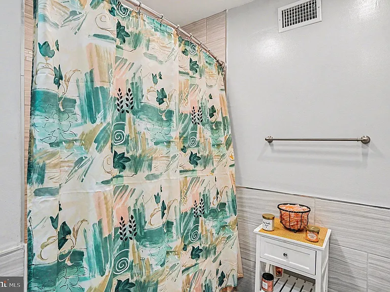 3809 Ellerslie Ave — Photo 13