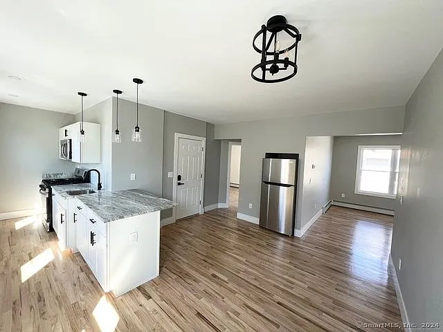 416 Park St #3 — Photo 2