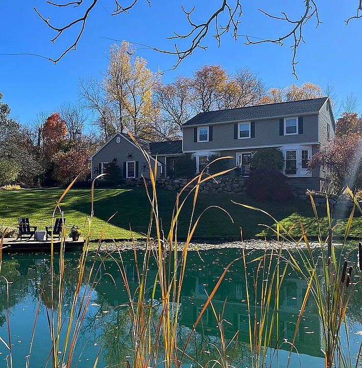 1st image of 1318 New Seabury Ln