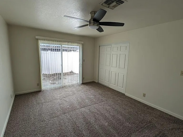 837 & 843 Lake Blvd #833-847 — Photo 7
