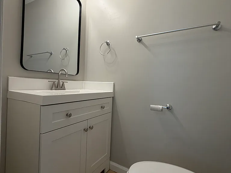 1270 Creekside Ct SE — Photo 9