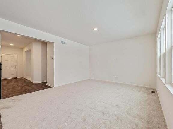 2nd image of 6615 Abbey Ave
