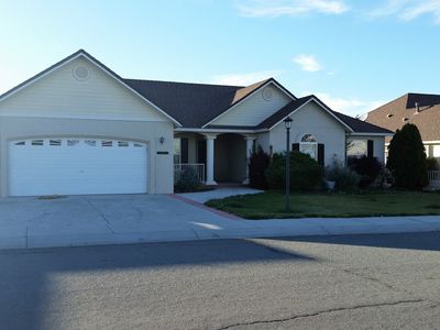 433 Dog Leg Dr, Fernley, NV, 89408