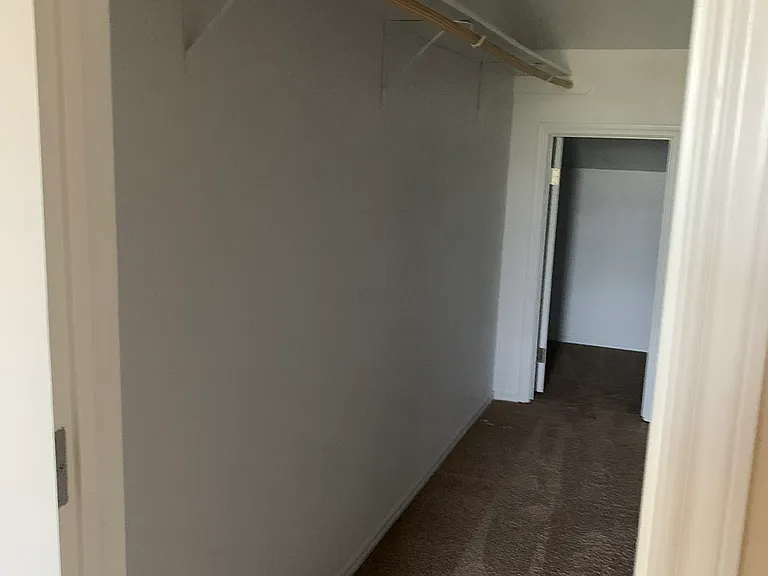935 Brookview Dr #A — Photo 11