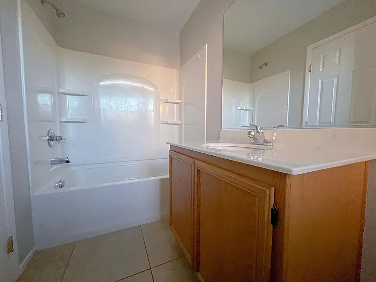 15 Harbor Pines Ct — Photo 12