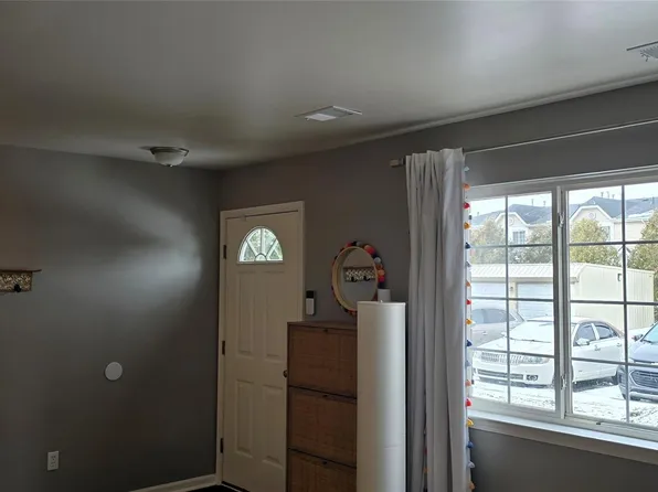 29722 Amy Ln #11, New Baltimore, MI 48047