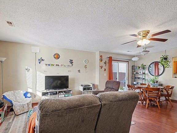4th image of 1708 E 21st Ter