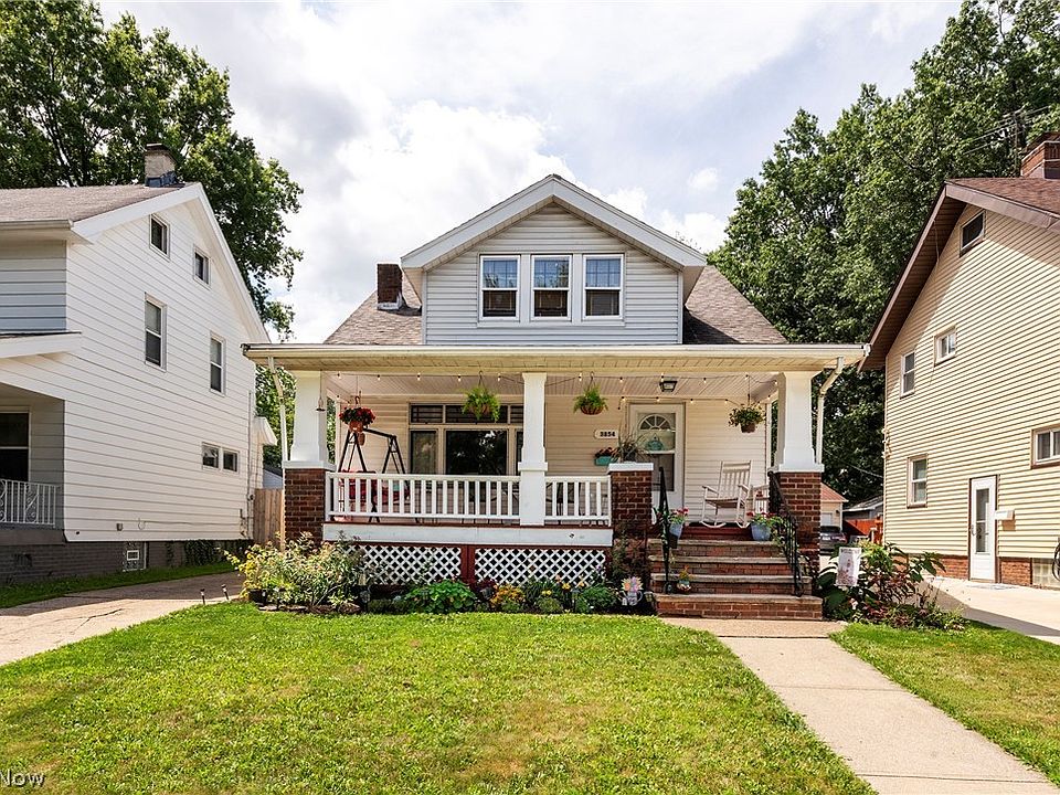 1st image of 3854 W 132nd St