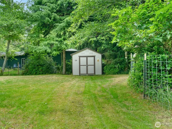 127 Glover Court NE, Ocean Shores, WA 98569