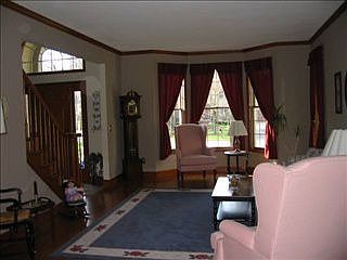 1st image of 80 Robinwood Dr