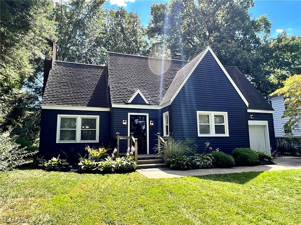1012 Thorndale Dr, Akron, OH 44320 MLS 4467182 Zillow