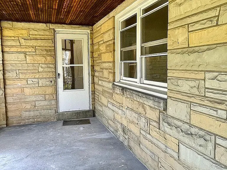3915 Mount Troy Rd — Photo 12